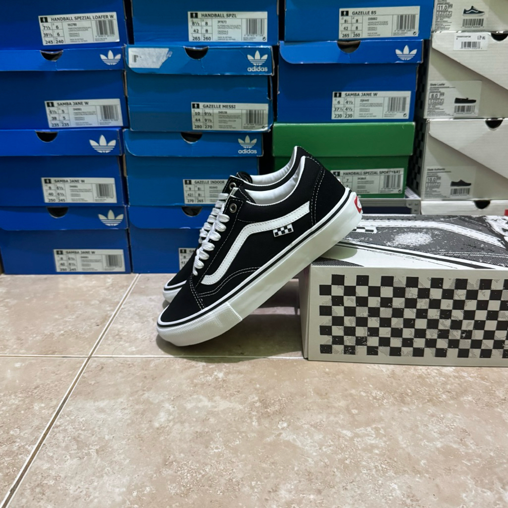 Vans skate old skool black white (Resmi PT NAVYA)