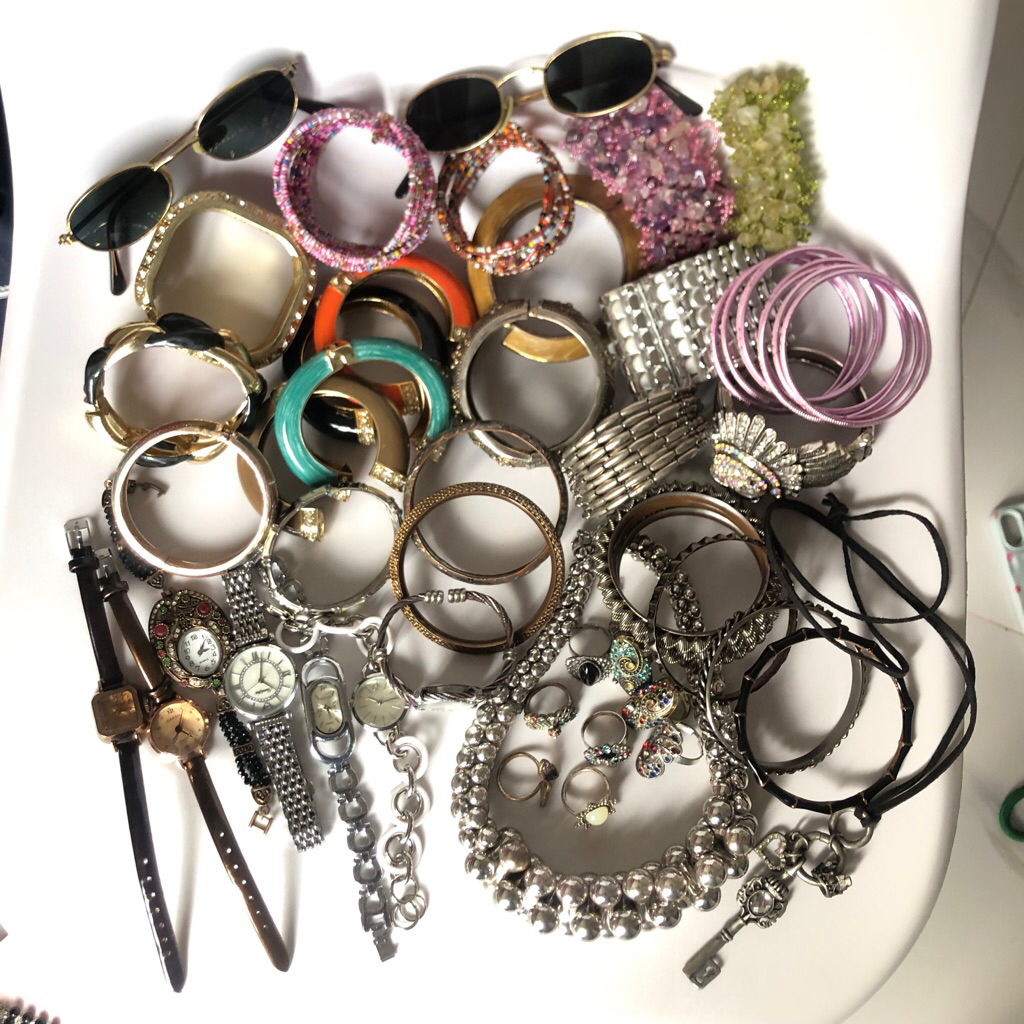 aksesoris y2k, bangel, bangel, jam vintage second, vintage watch, gelang y2k, kacamata y2k, kacamata