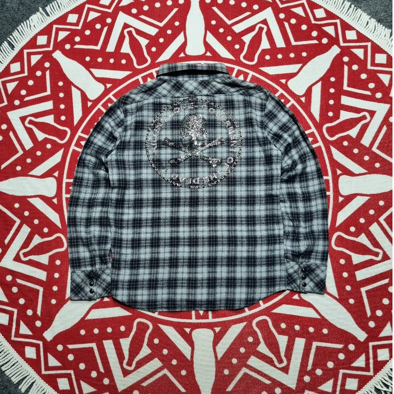 Kemeja Flannel Veterano Roen not Mastermind lengan panjang