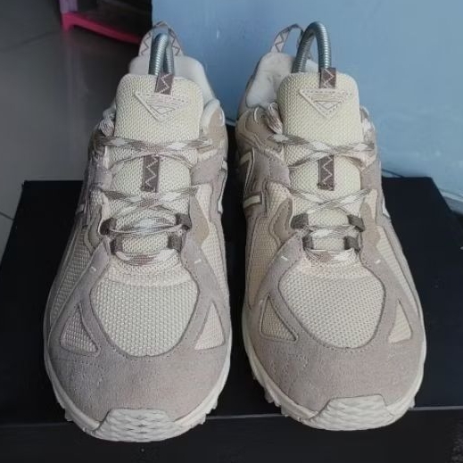 Sepatu Trailrun NB 610 LIKENEW