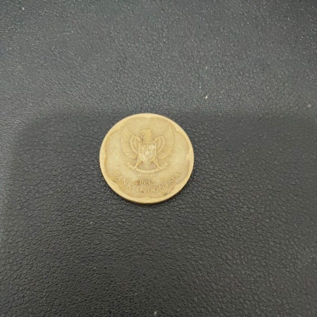 Koin Antik 500 Rupiah Tahun 1992 Bimetal Melati Kuning Sangat Cocok Untuk Mahar
