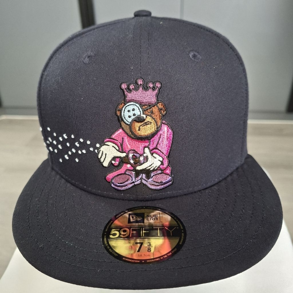 Justfitteds Berlin Bear Magic 7th Anniversary Glow in The Dark x New Era 59FIFTY 7 1/4 &  7 3/8 NEW