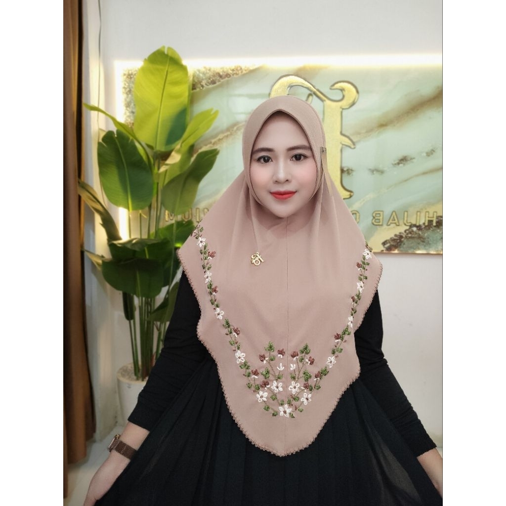 Hijab instan Fo Belva sulam bunga mewah cantik