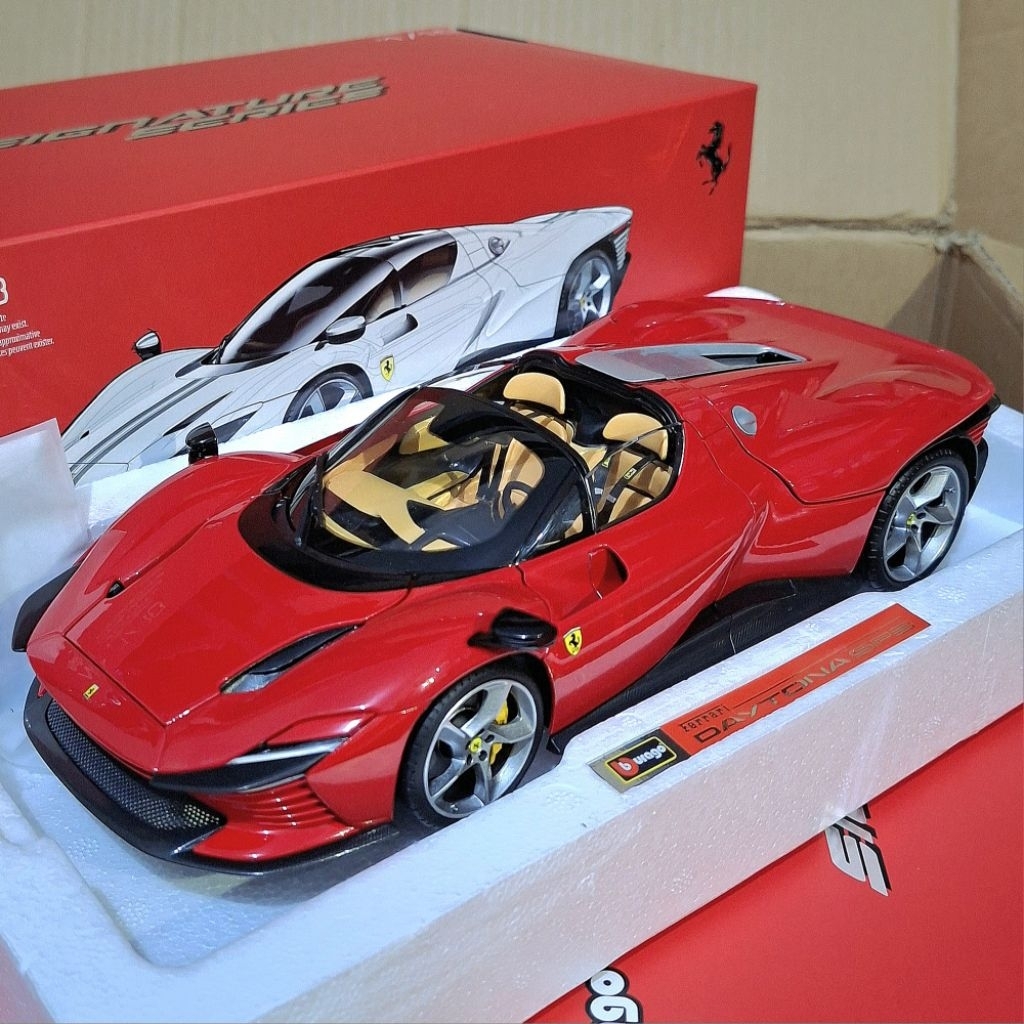 Diecast Mobil 1/18 1:18 Bburago Ferrari Daytona SP3 - Burago Signature Series
