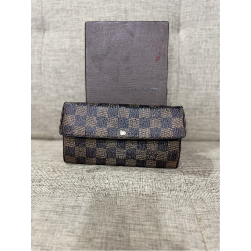 Preloved LV Sarah Wallet Authentic