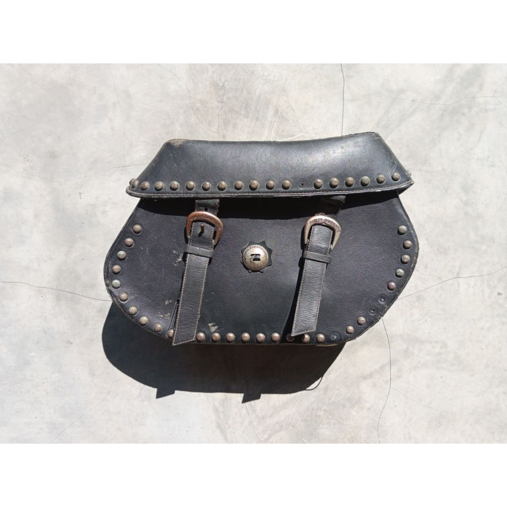 aksesoris motor Harley Davidson tool box