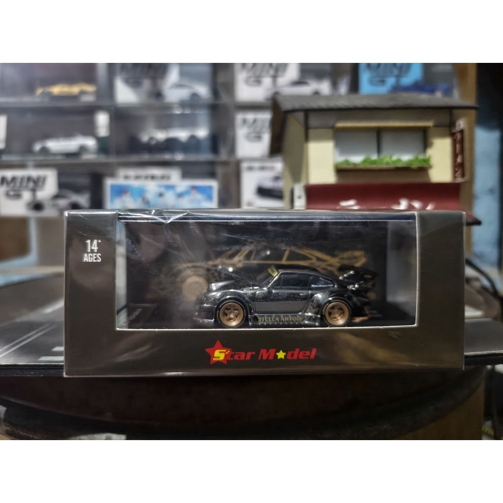 Star Model Porsche RWB 930 "Stella Artois" Chrome
