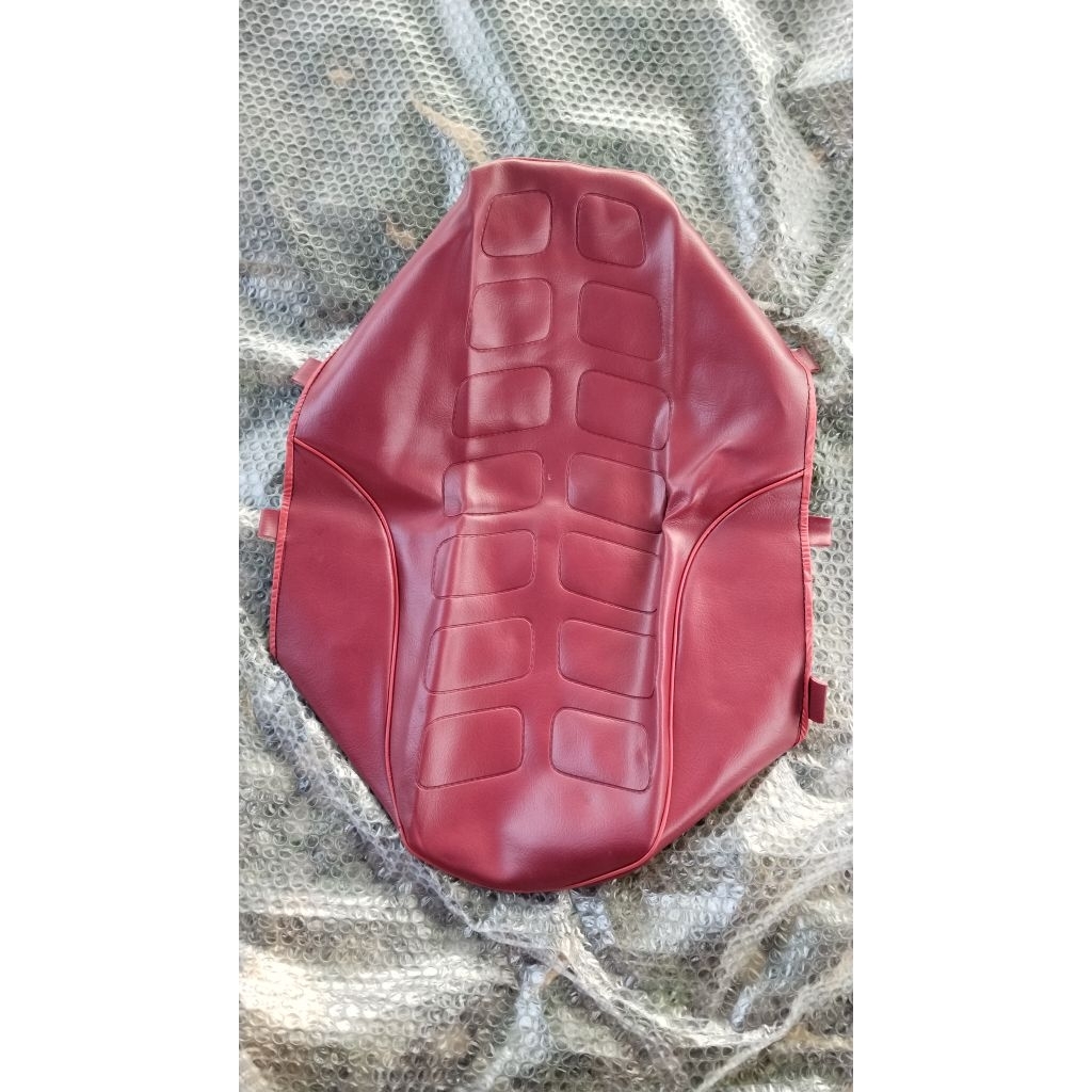 kulit jok cover jok sarung jok seat cover Suzuki A100 a100 A7 A8 A6 A5 tahun tua non original NOS