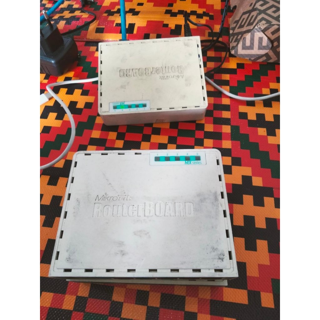 MIKROTIK RB750GR3 BEKAS NORMAL