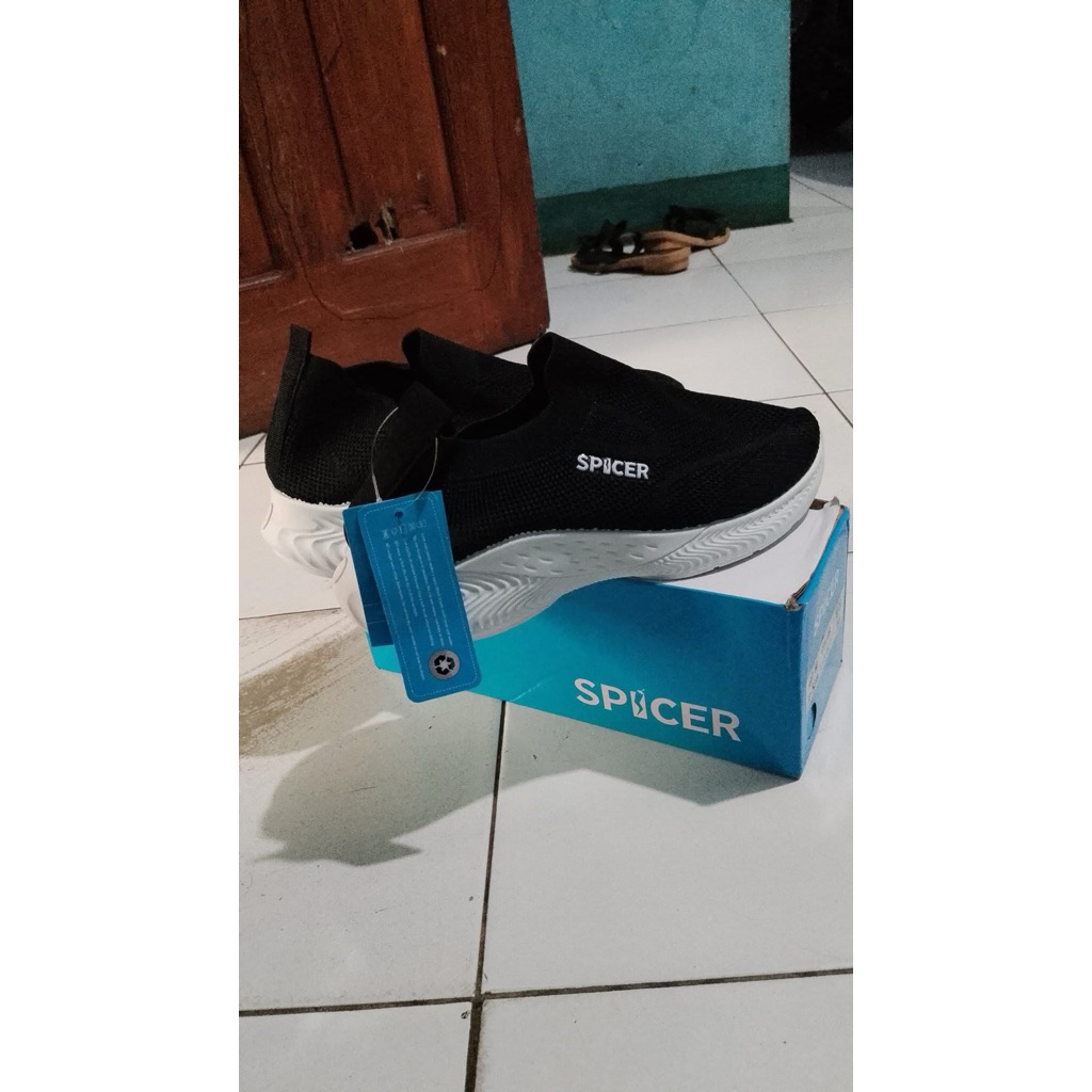 sepatu spicer
