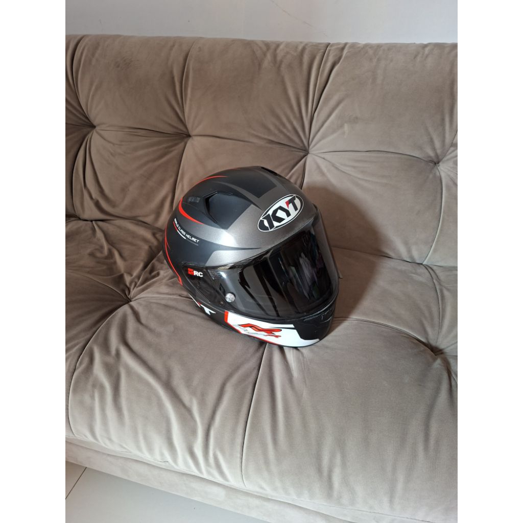 KYT NF-R Track size XL