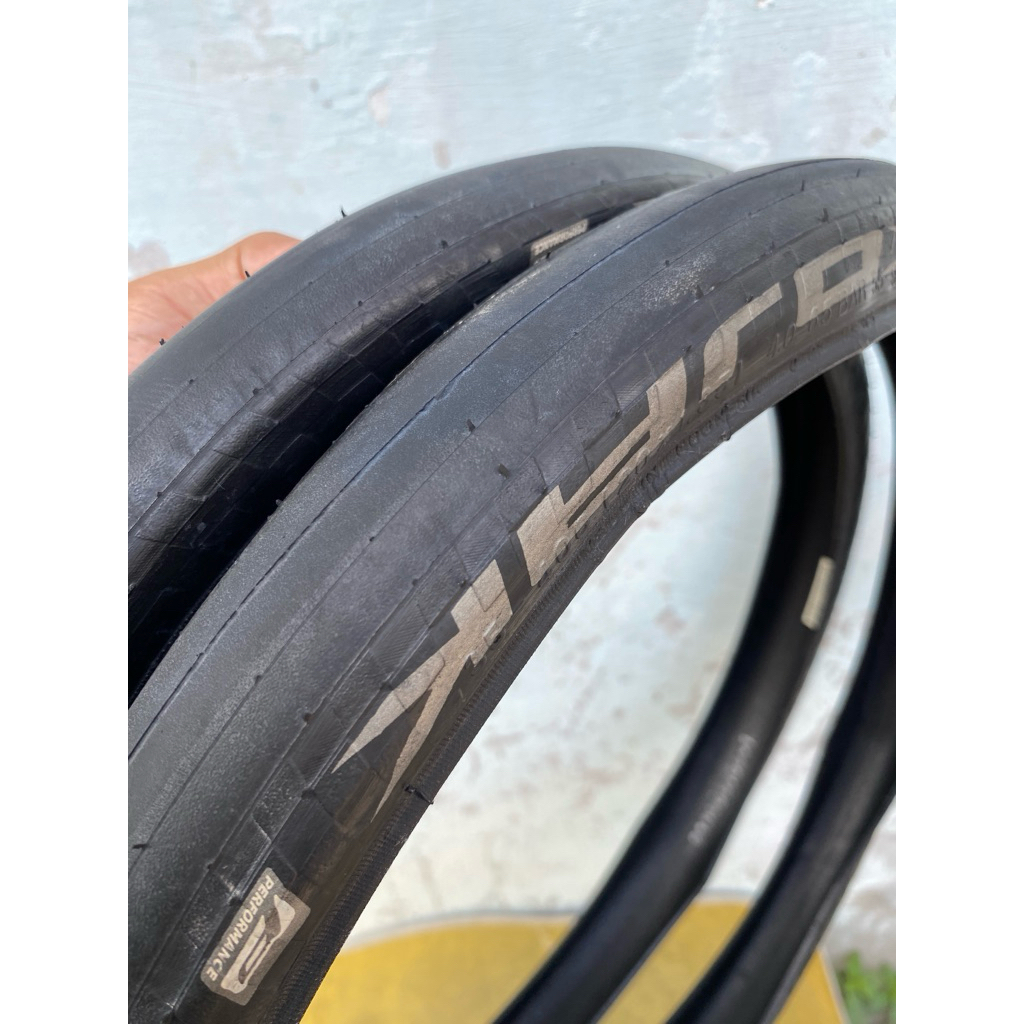 sepasang ban sepeda bmx, lipat, minivelo merk schwalbe kojak 20 murni