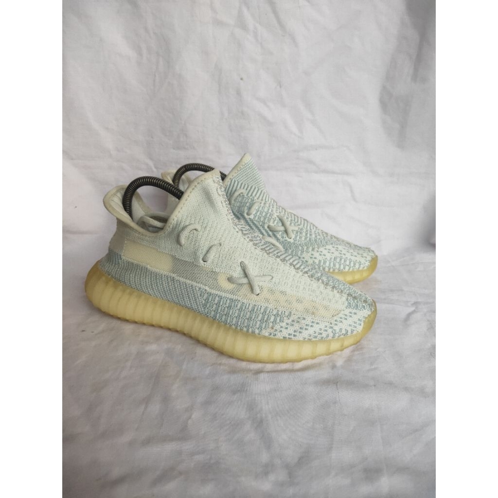 adidas yeezy original second preloved
