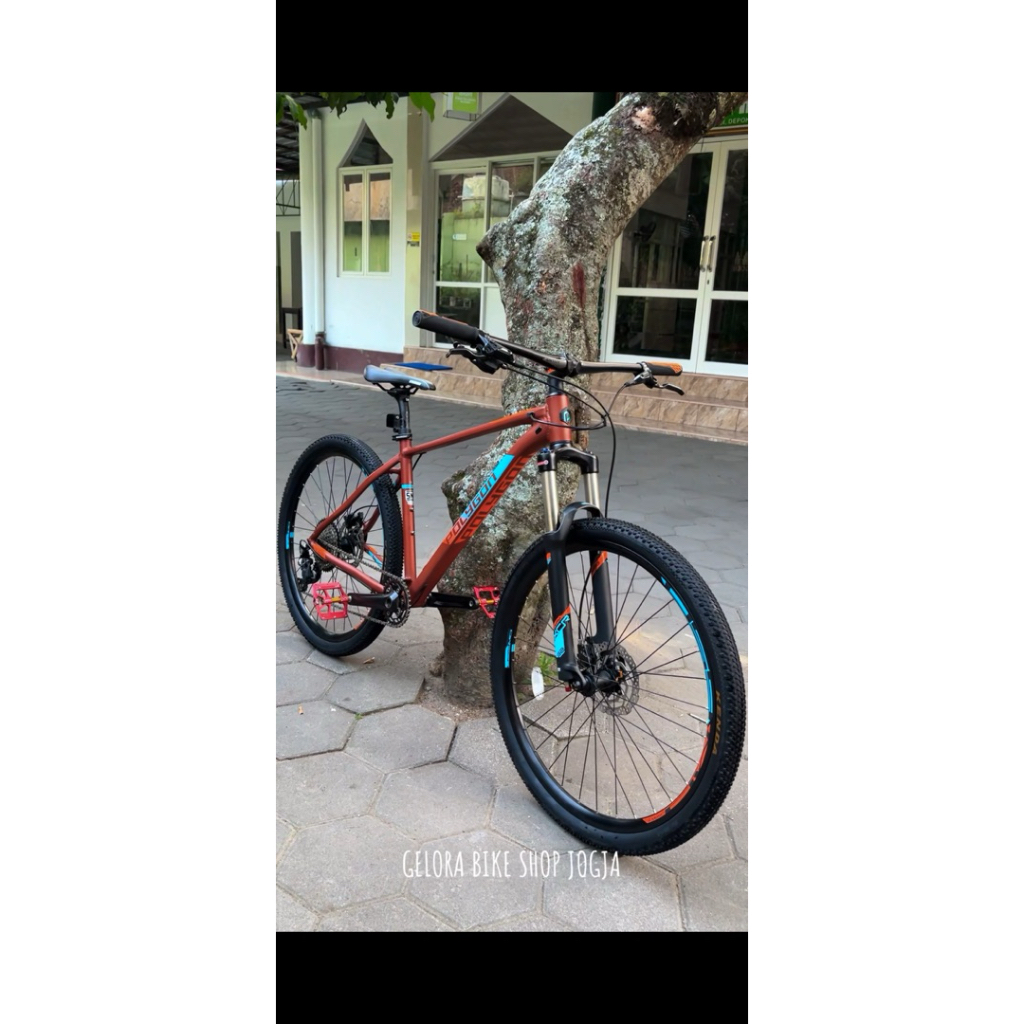Sepeda polygon Xtrada 6 size M 27,5 (sepeda bekas)