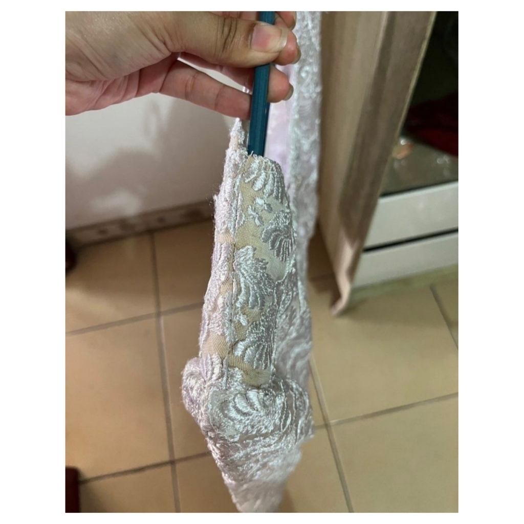 Kebaya Brukat Putih