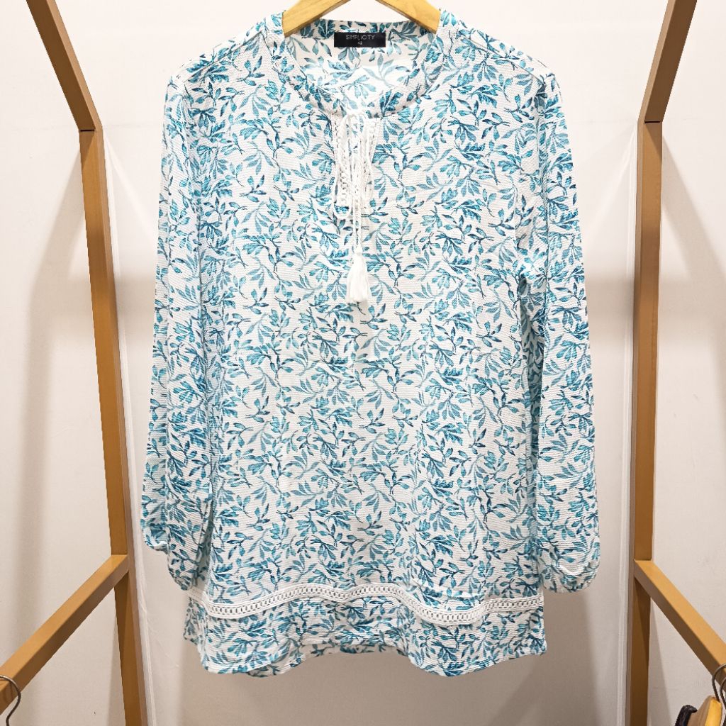 Simplicity Blouse