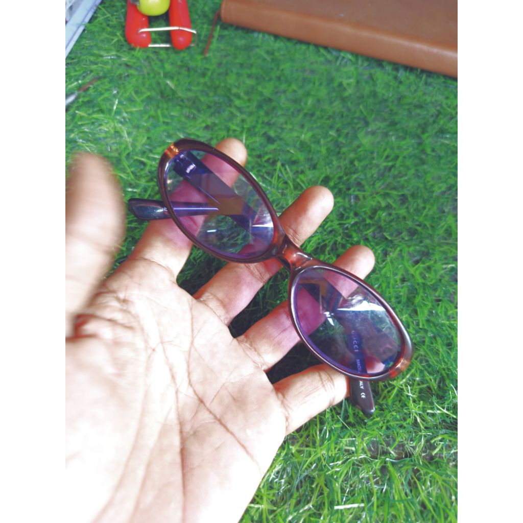 Gucci kacamata preloved vintage lensa normal pemakaian