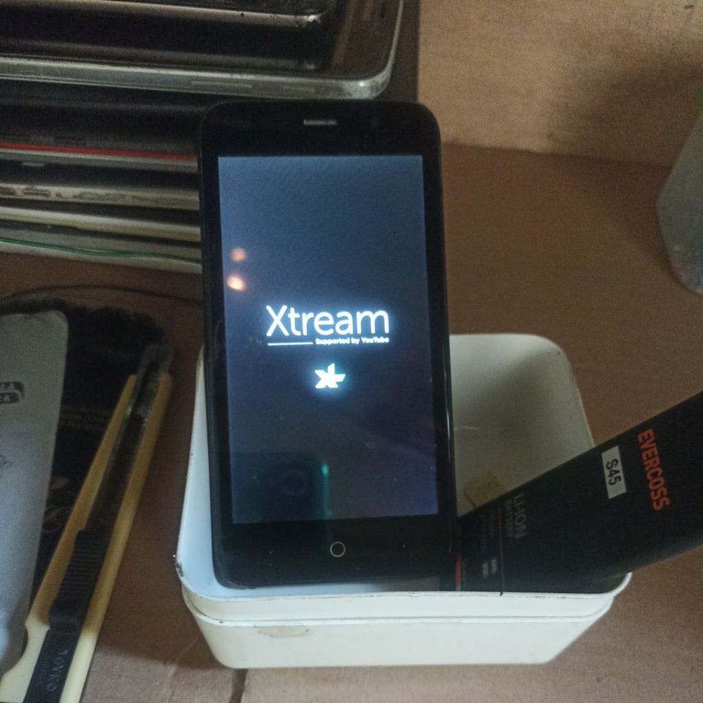 LCD frame Evercoss S45