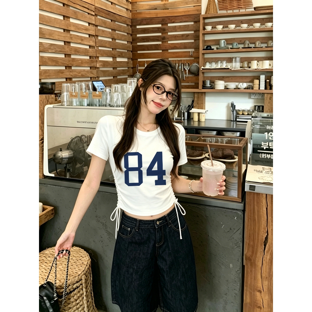 Remay. Tali serut Kaos Wanita Crop Top Serut Samping Motif Angka 84 Biru Navy Gaya Korea Casual Katu