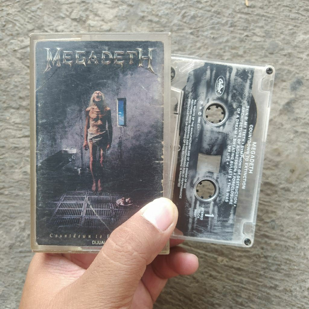 Kaset Pita Megadeth - Countdown To Extinction
