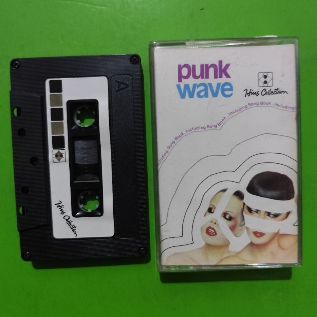 Kaset PUNK WAVE