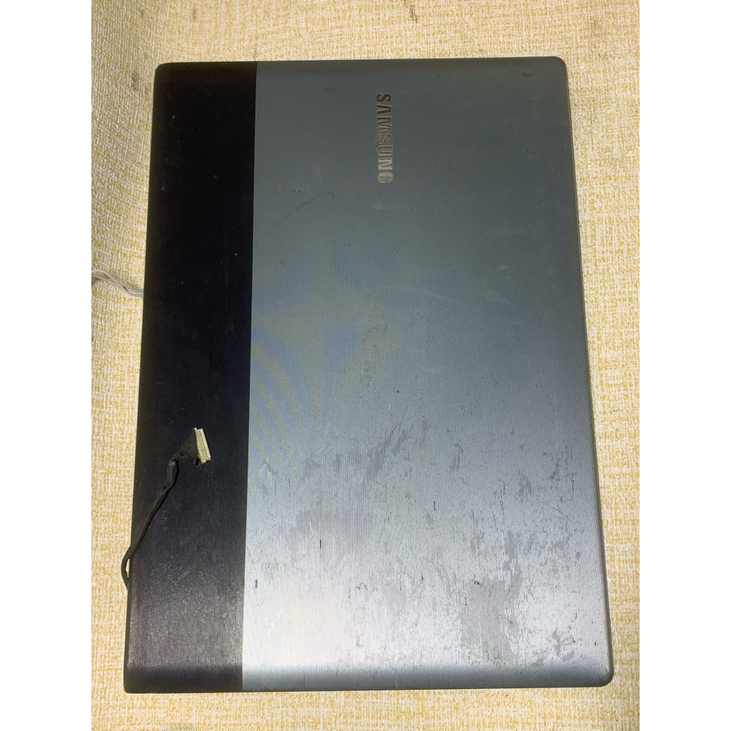 CASING LAYAR LAPTOP SAMSUNG RV 418
