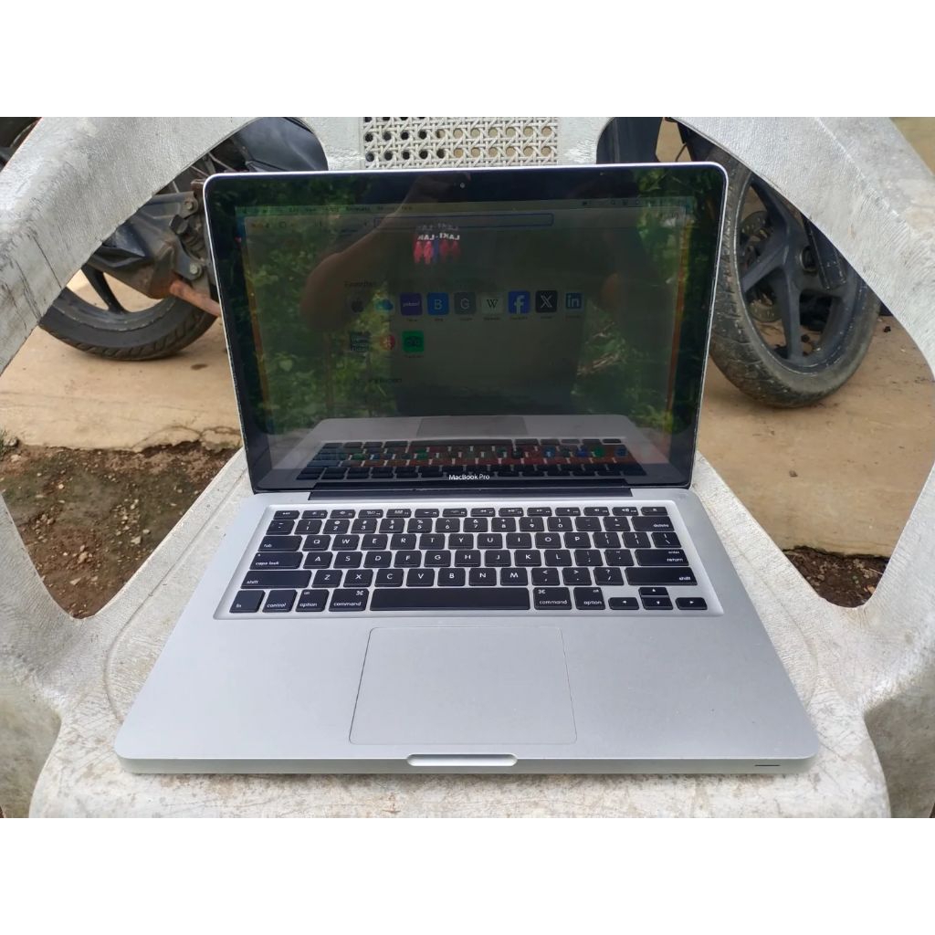 MacBook Pro Mid-2012 Model A1278 Processor intel Core i5-3210M ~ 2.5 GHz