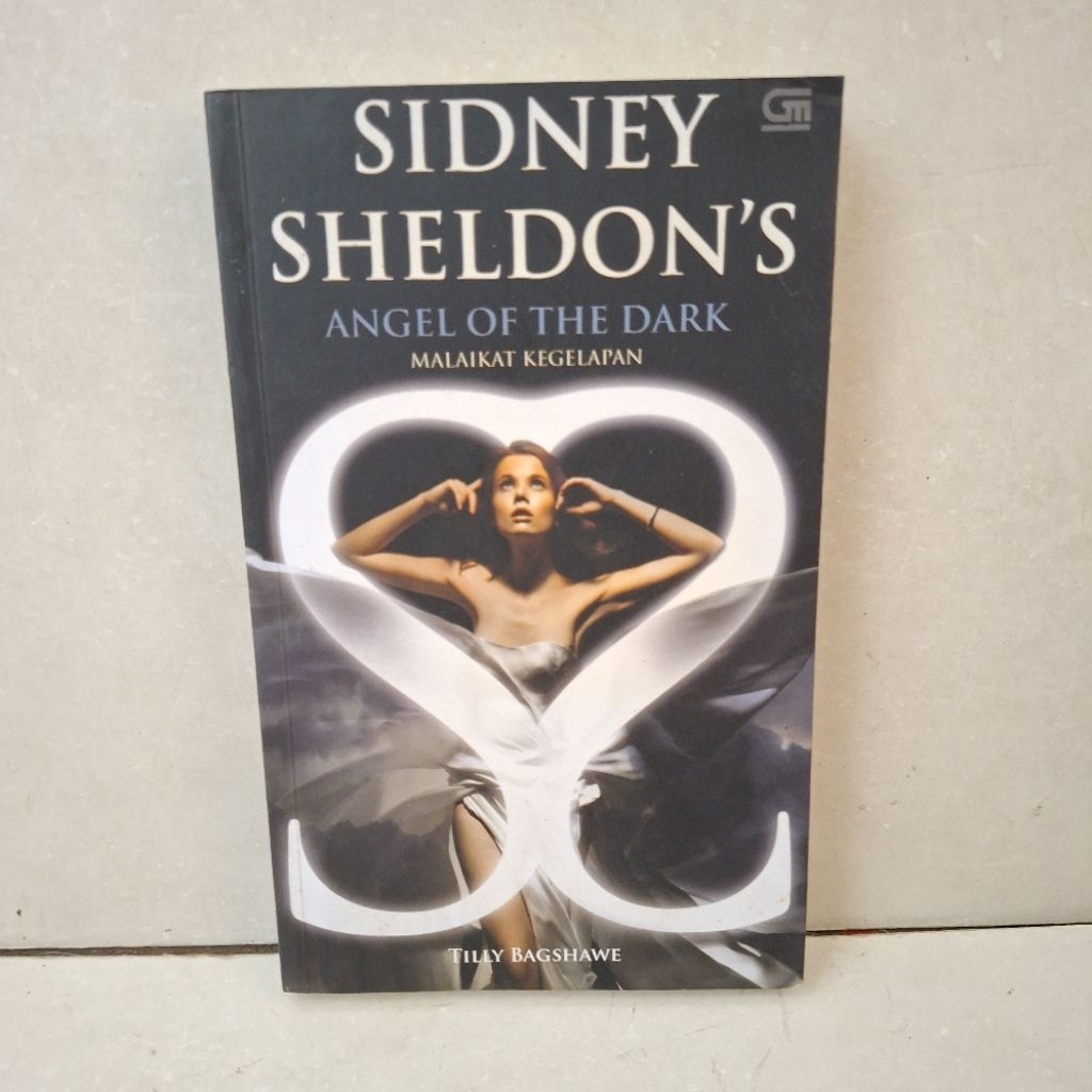 Novel Angel of The Dark (Malaikat Kegelapan) — Sidney Sheldon & Tilly Bagshawe