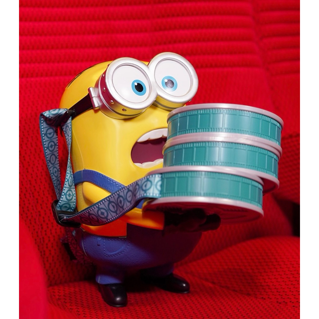 XXI popcorn bucket minion