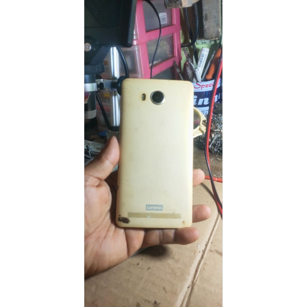 Lenovo a7700