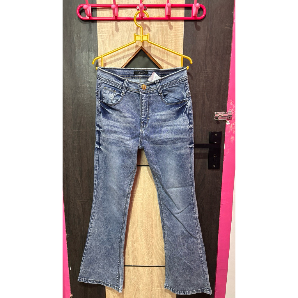Celana cutbray wanita levis size 29