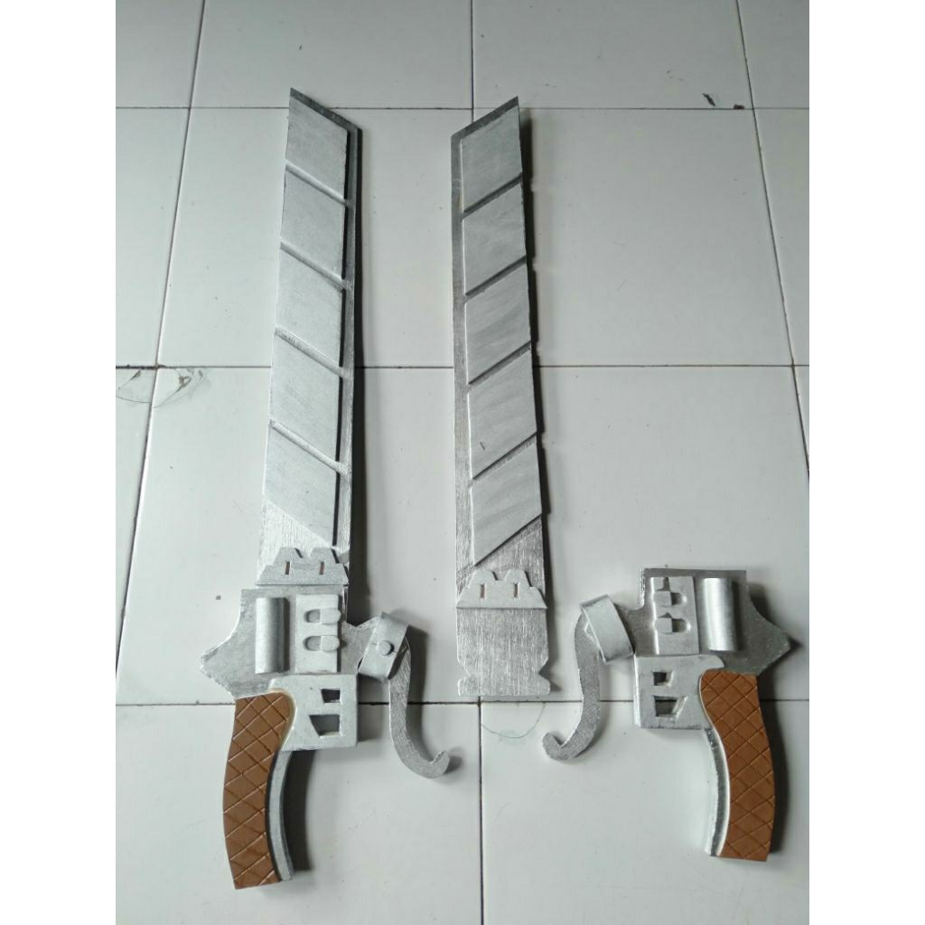Pedang attack on titan