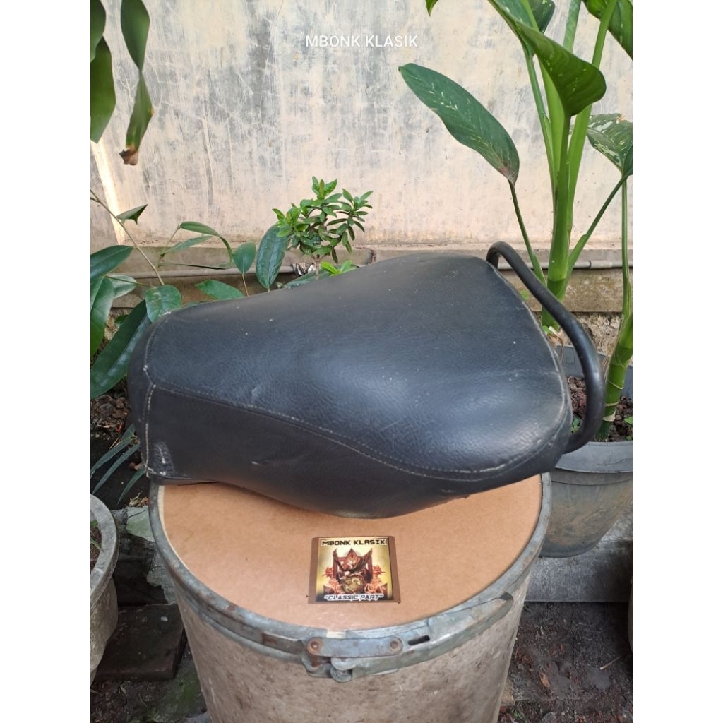 jok depan vespa super sprint bajaj ORIGINAL jok vespa super sprint bajaj jok vespa sprint jok vespa 
