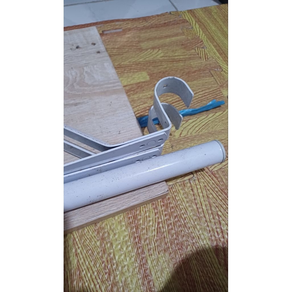 Rak Ambalan & gantungan Baju Ace Hardware (Preloved)