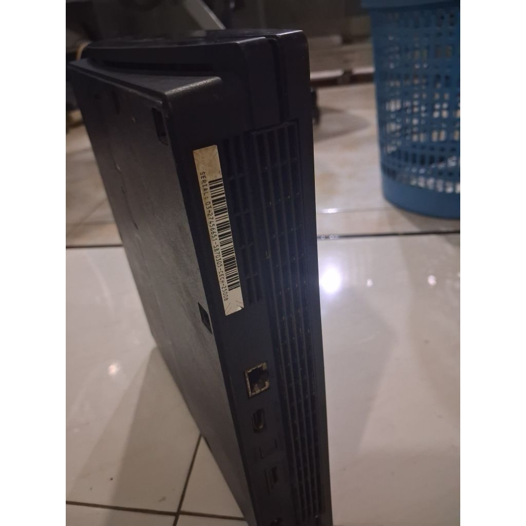 Sony Playstation 3 Slim (PS3)