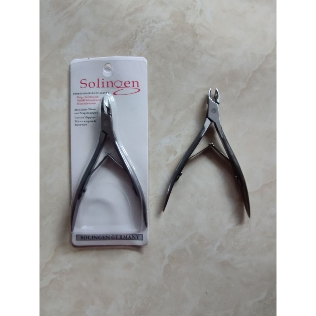Gunting Tang Solingen
