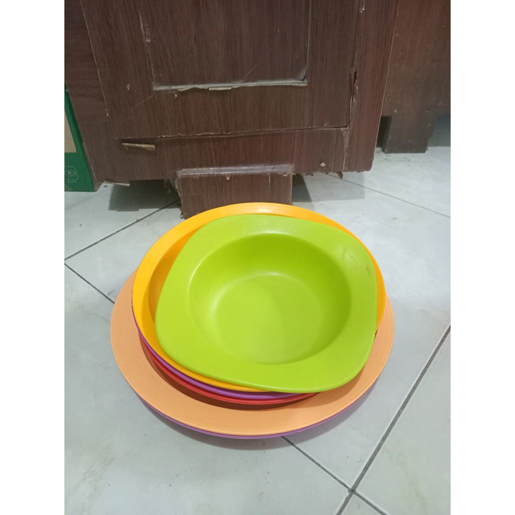 Piring Tupperware ori Second preloved