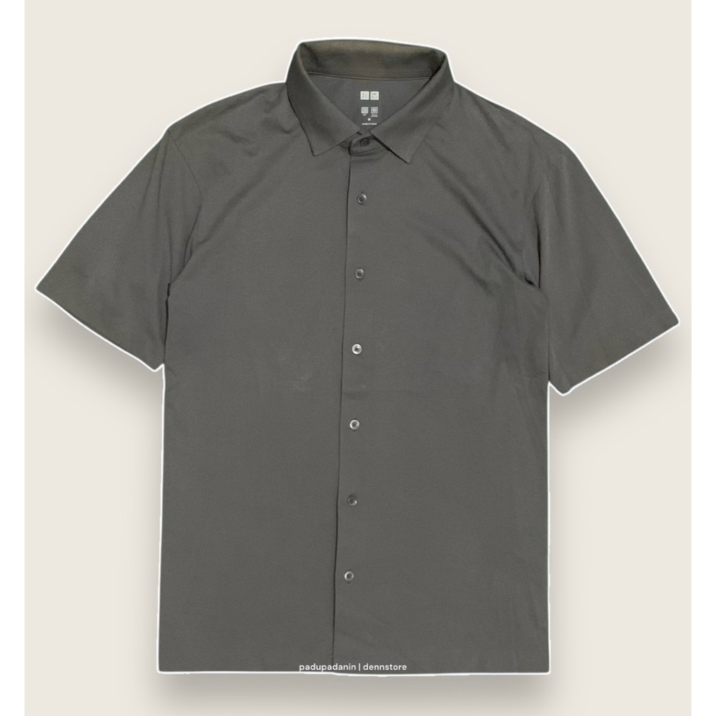 KEMEJA UNIQLO AIRISM GREY ORIGINAL