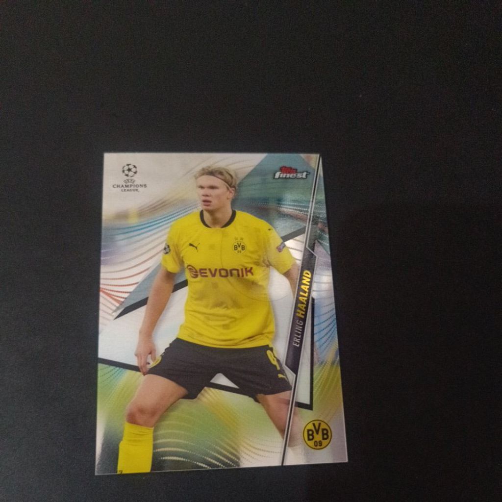 KARTU BOLA TOPPS FINEST ERLING HAALAND