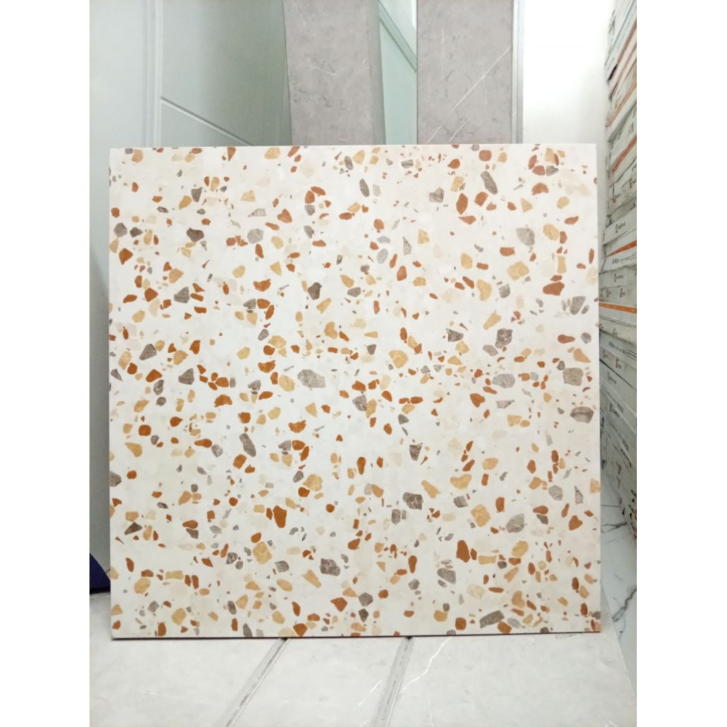 Keramik Lantai Matt CUTTING HABITAT 50x50 Trazzo Sunkist