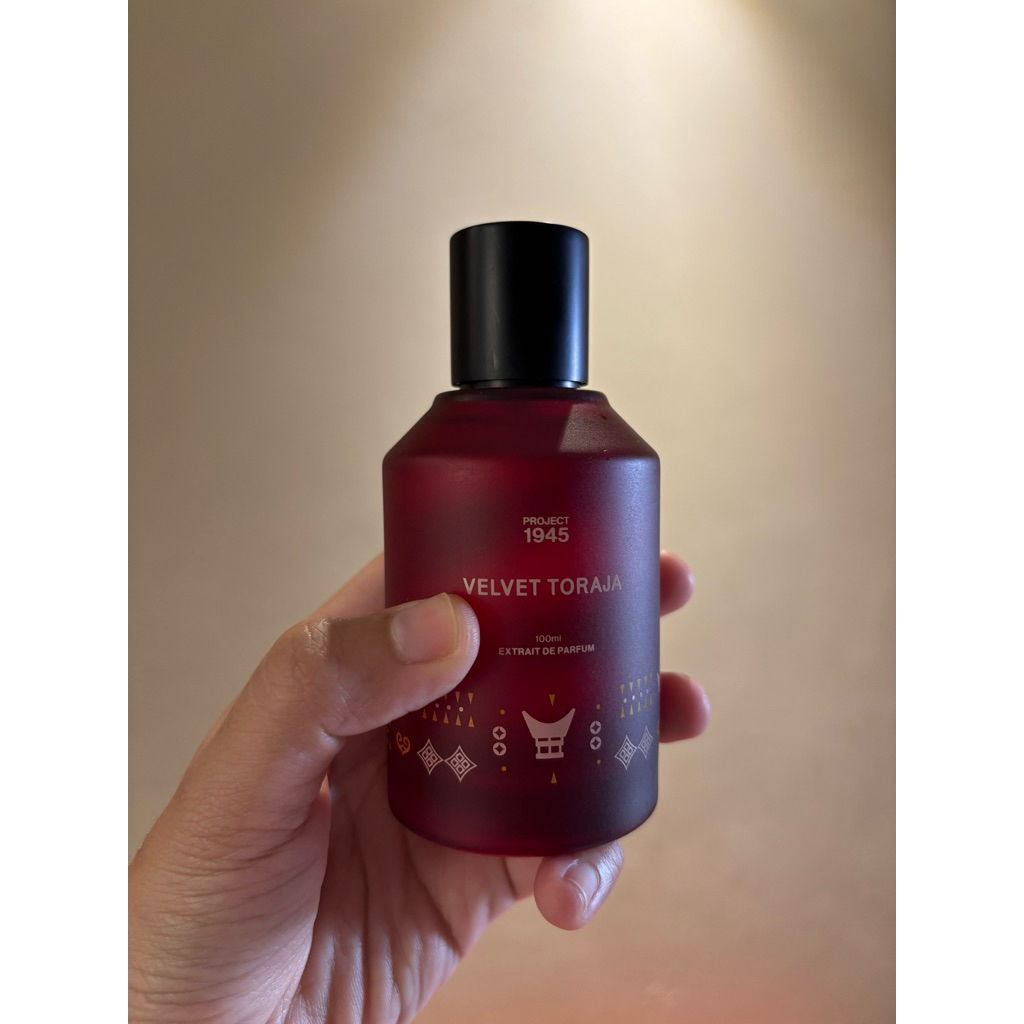 Project 1945 Velvet Toraja Preloved