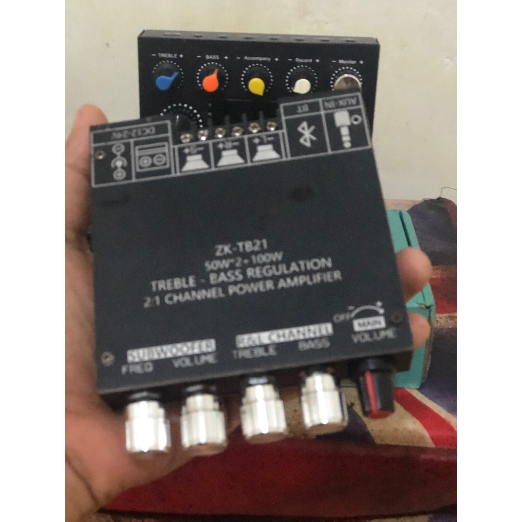 Amplifier Papan ZK-TB21 Bluetooth (pernah dipakai)