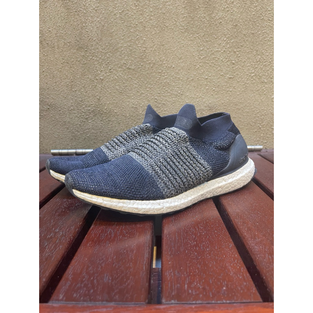 [Second Berkualitas] Adidas Ultraboost Slip on Navy Blue