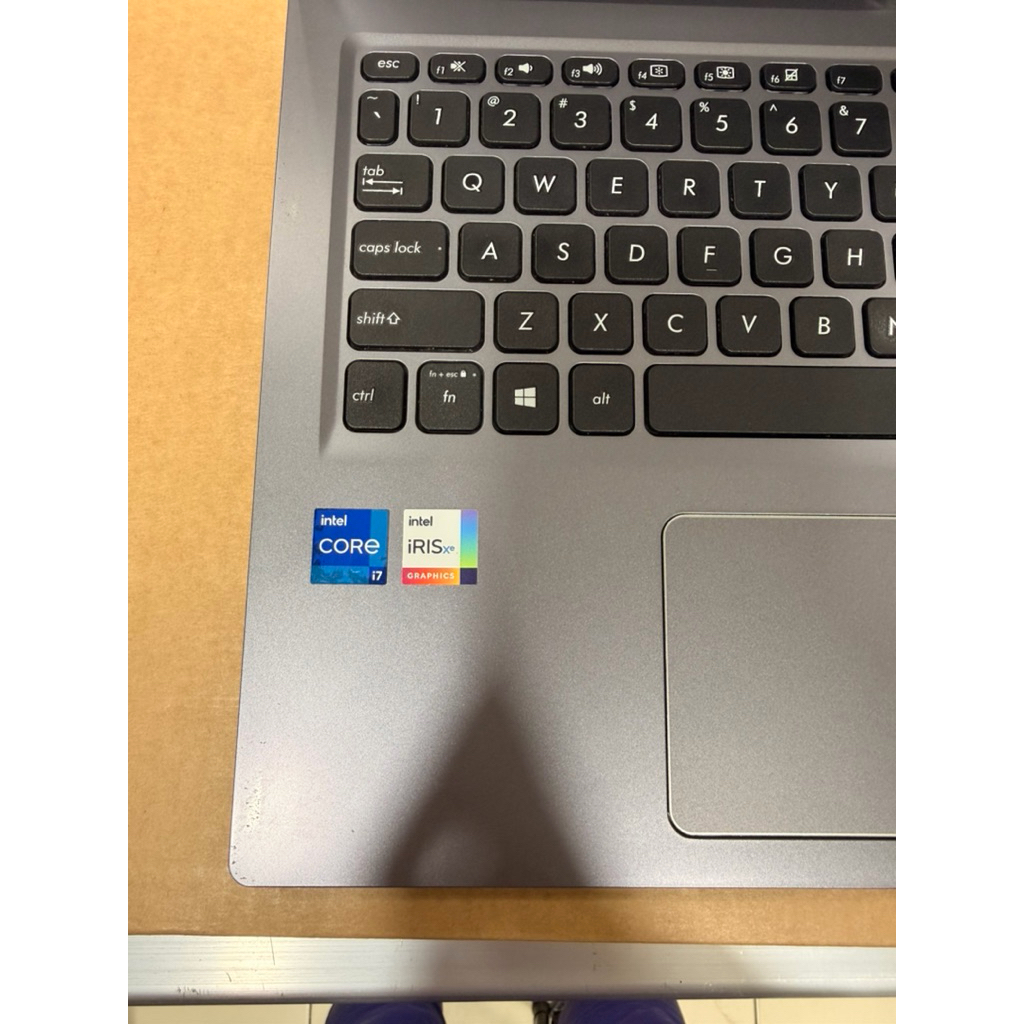 laptop leptop second Asus core i7 gen11 SSD 512 RAM 8GB 15 inc