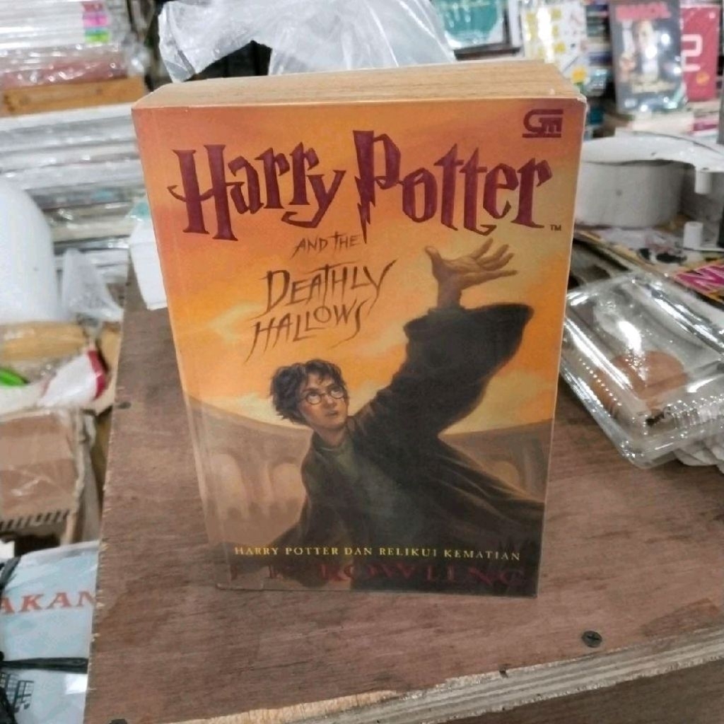 Harry Potter And THE chamber of secrets