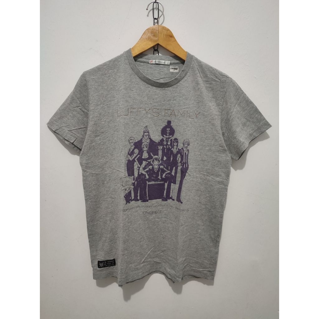 T-SHIRT UNIQLO X ONE PIECE ORIGINAL SECOND