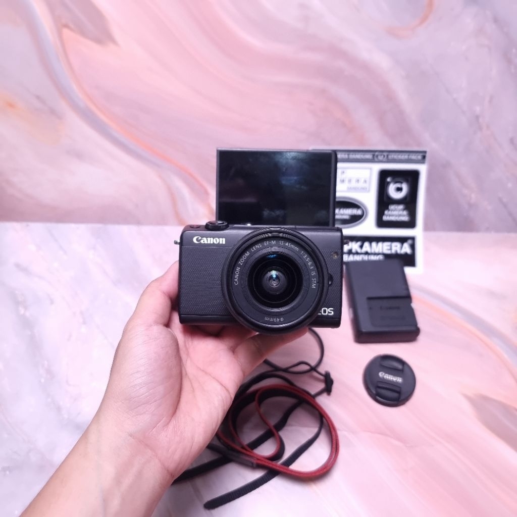 Canon M100 Kit