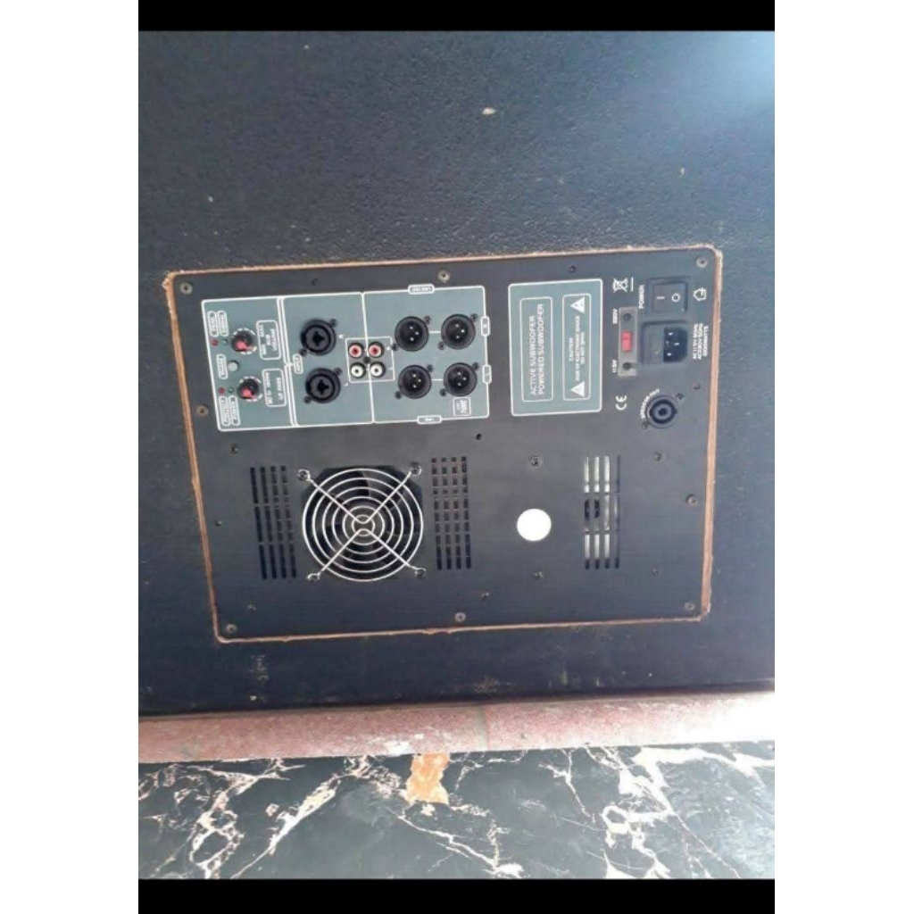 Mesin subwoofer aktif 1000watt
