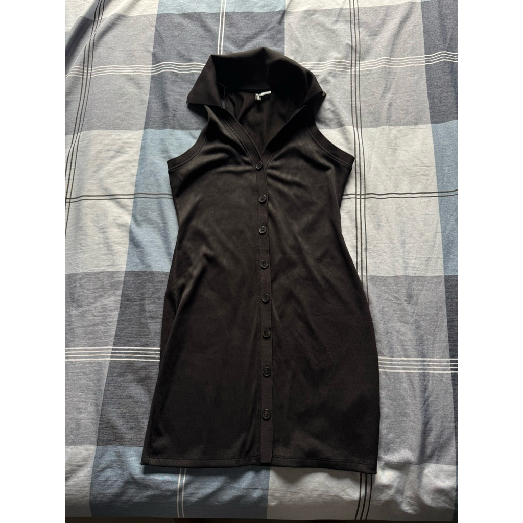 HM Mini Black Dress kerah