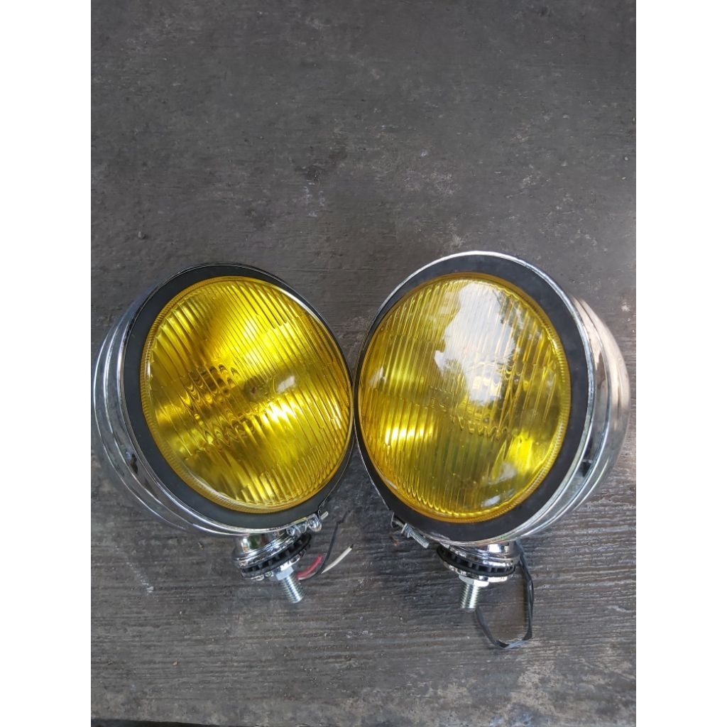 Lampu Halogen H4 2 Pcs